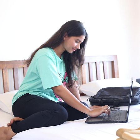 Tapasya Health & Wellness Hotel Jaysingpur Eksteriør billede