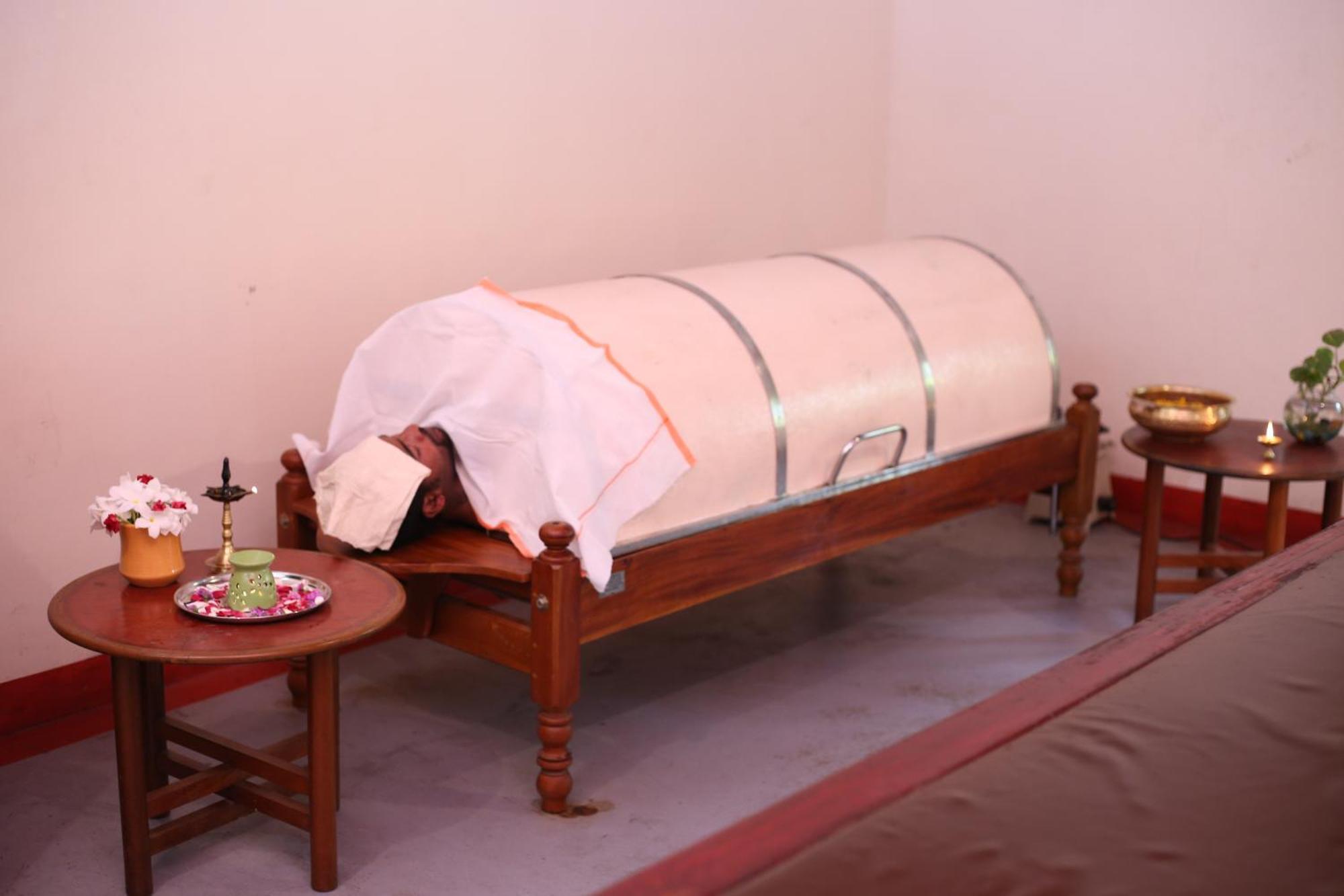 Tapasya Health & Wellness Hotel Jaysingpur Eksteriør billede